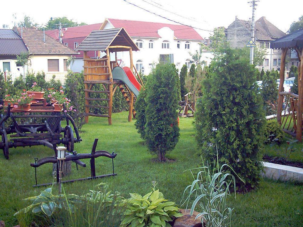 Pension La Cupola Targu Mures Luaran gambar