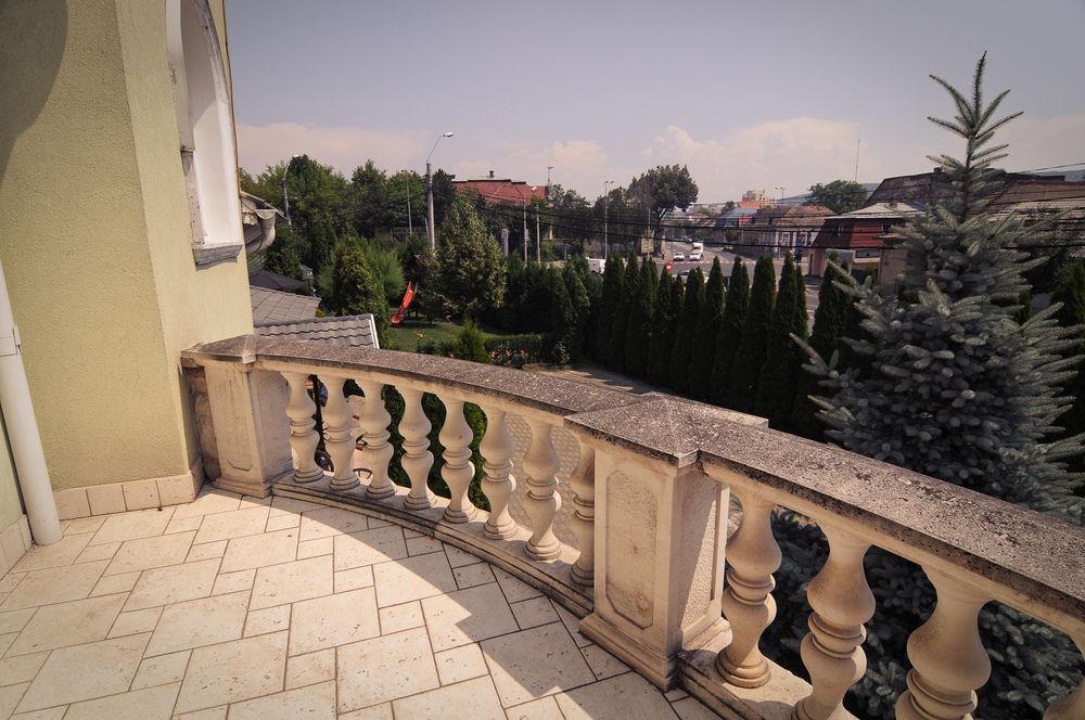 Pension La Cupola Targu Mures Luaran gambar