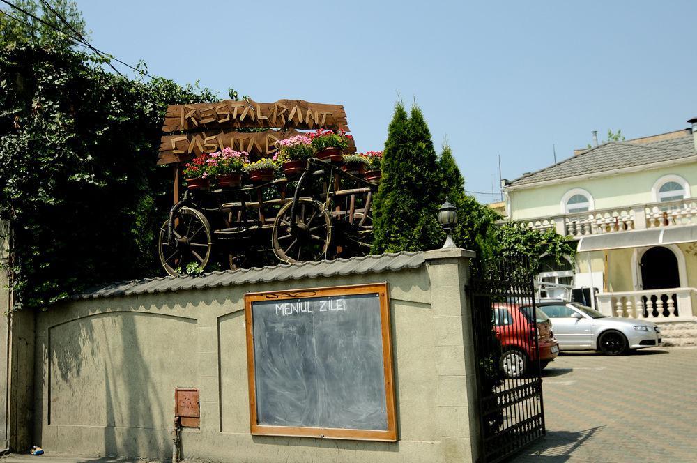 Pension La Cupola Targu Mures Luaran gambar
